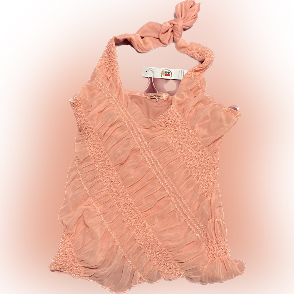 Strapless shirt for comfy wear! Look classy in peach!!